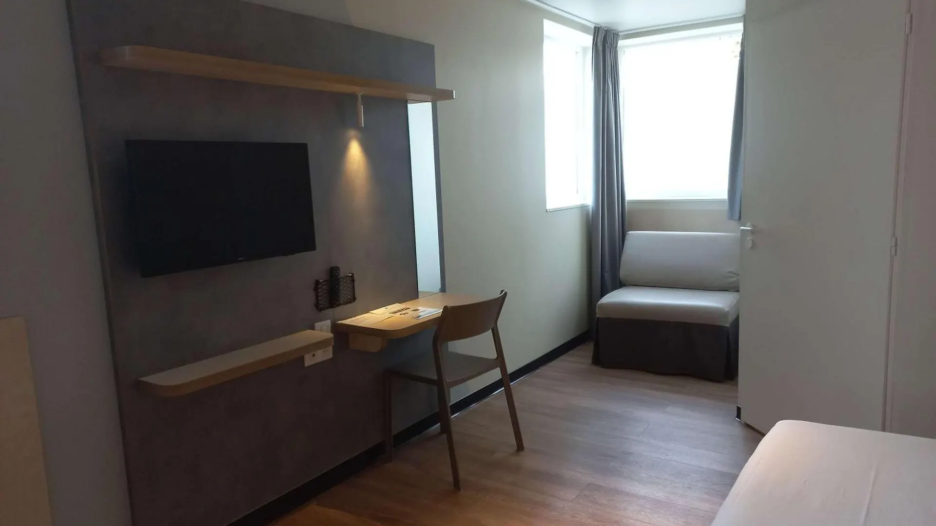 ** Hotel Ibis Budget Antony Massy Renove 2024 França